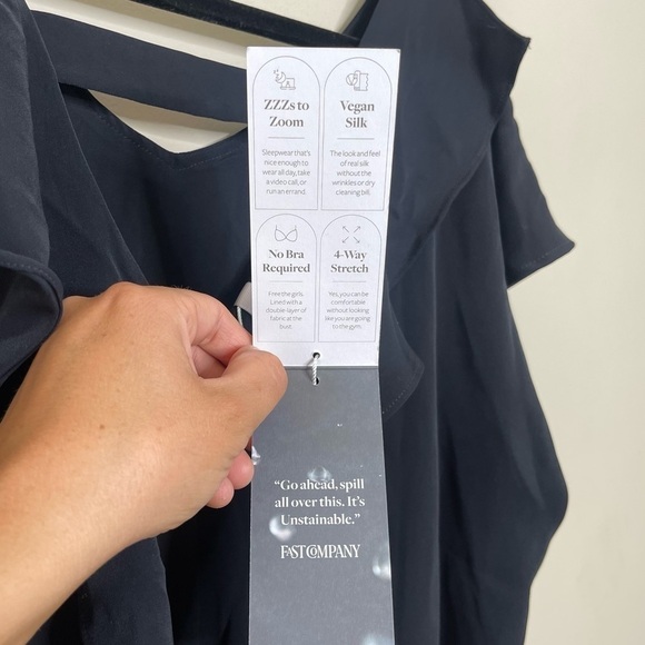 Elizabeth & Clarke The Bronte All Hours Top - Picture 4 of 5